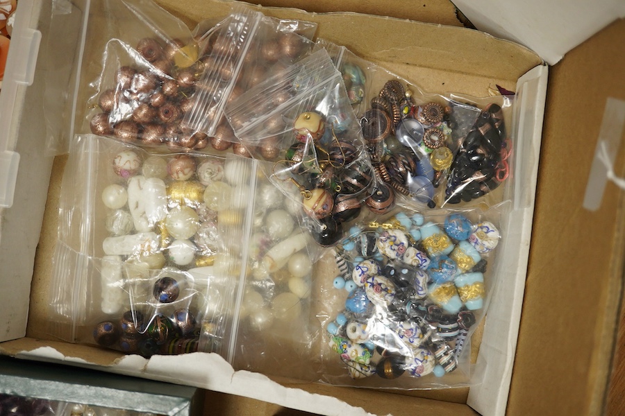 A quantity of assorted costume and and other jewellery including amethyst beads, malachite beads, tiger's eye quartz pendant, unmounted shell cameos, etc. Condition - poor to fair to good